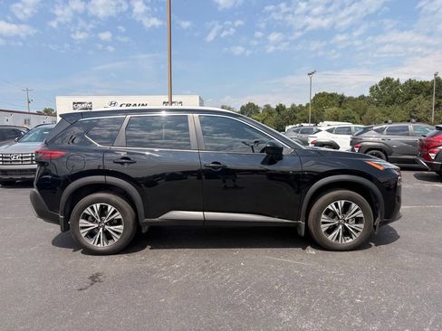 Used 2023 Nissan Rogue SV w/ SV Premium B Package AWD/4WD image 9