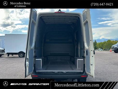 New 2025 Mercedes-Benz Sprinter 2500 image 12