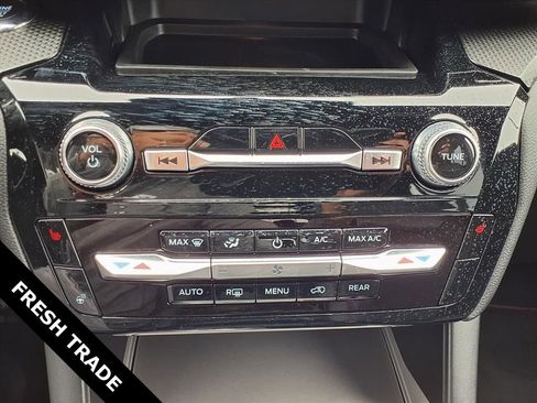 Used 2023 Ford Explorer ST-Line w/ Class IV Trailer Tow Package RWD image 12