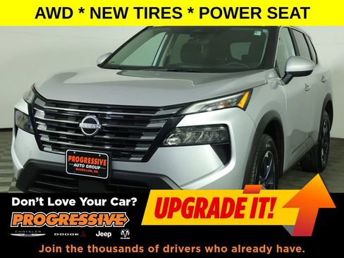 Used 2025 Nissan Rogue SV AWD/4WD image 1