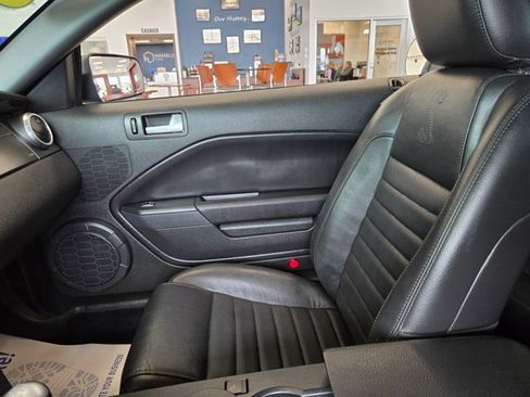 Used 2008 Ford Mustang Shelby GT500 RWD image 25