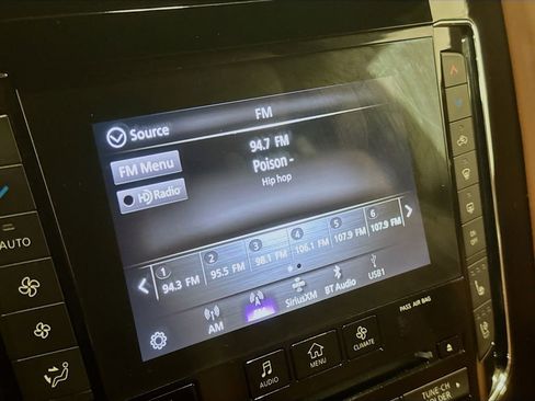 Used 2021 INFINITI QX80 Sensory w/ All-Season Package AWD/4WD image 18