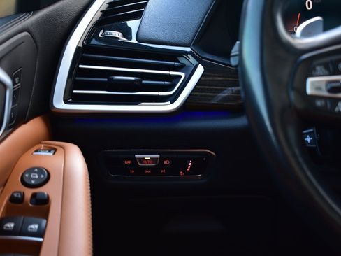 Used 2023 BMW X5 xDrive40i image 42