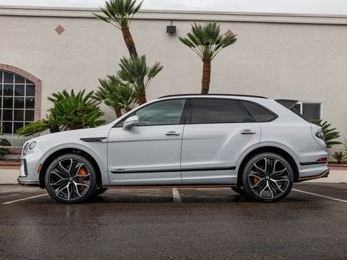 New 2026 Bentley Bentayga Speed image 5