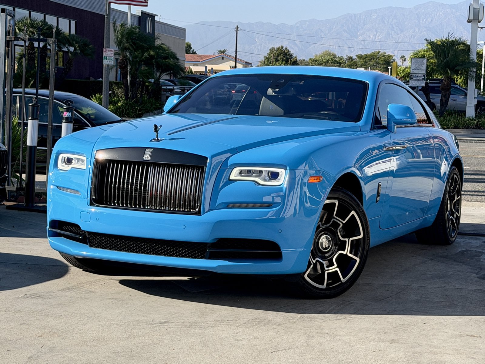 Used 2018 Rolls-Royce Wraith RWD image 3