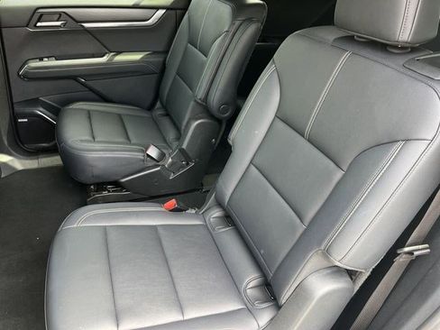Used 2024 GMC Acadia Elevation AWD/4WD image 18