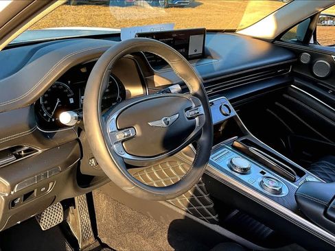 Used 2023 Genesis GV80 3.5T w/ Prestige Matte Package image 18