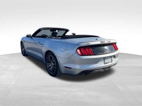 Used 2016 Ford Mustang Premium image 27