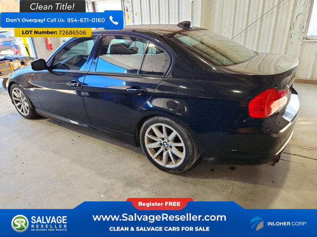 Used 2011 BMW 328i Sedan RWD image 3