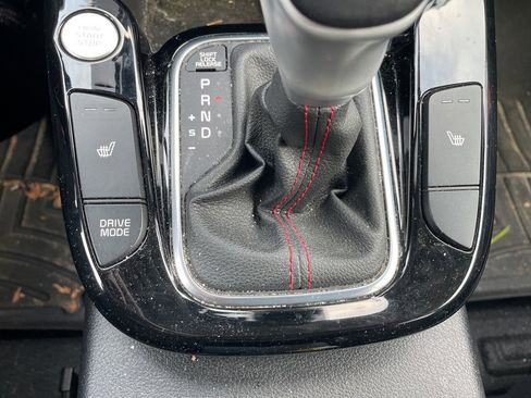 Used 2023 Kia Soul GT-Line w/ GT-Line Technology Package image 19