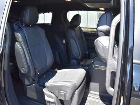Certified 2026 Toyota Sienna Platinum AWD/4WD image 22