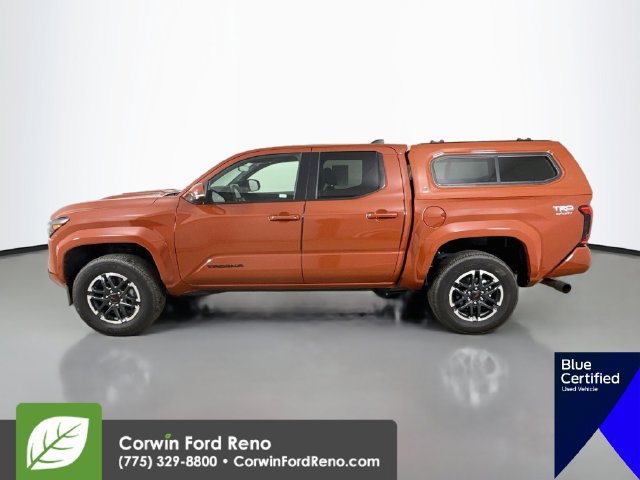 Used 2025 Toyota Tacoma TRD Sport w/ TRD Sport Upgrade Package AWD/4WD image 5