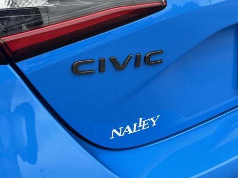 Used 2023 Honda Civic Type R image 9