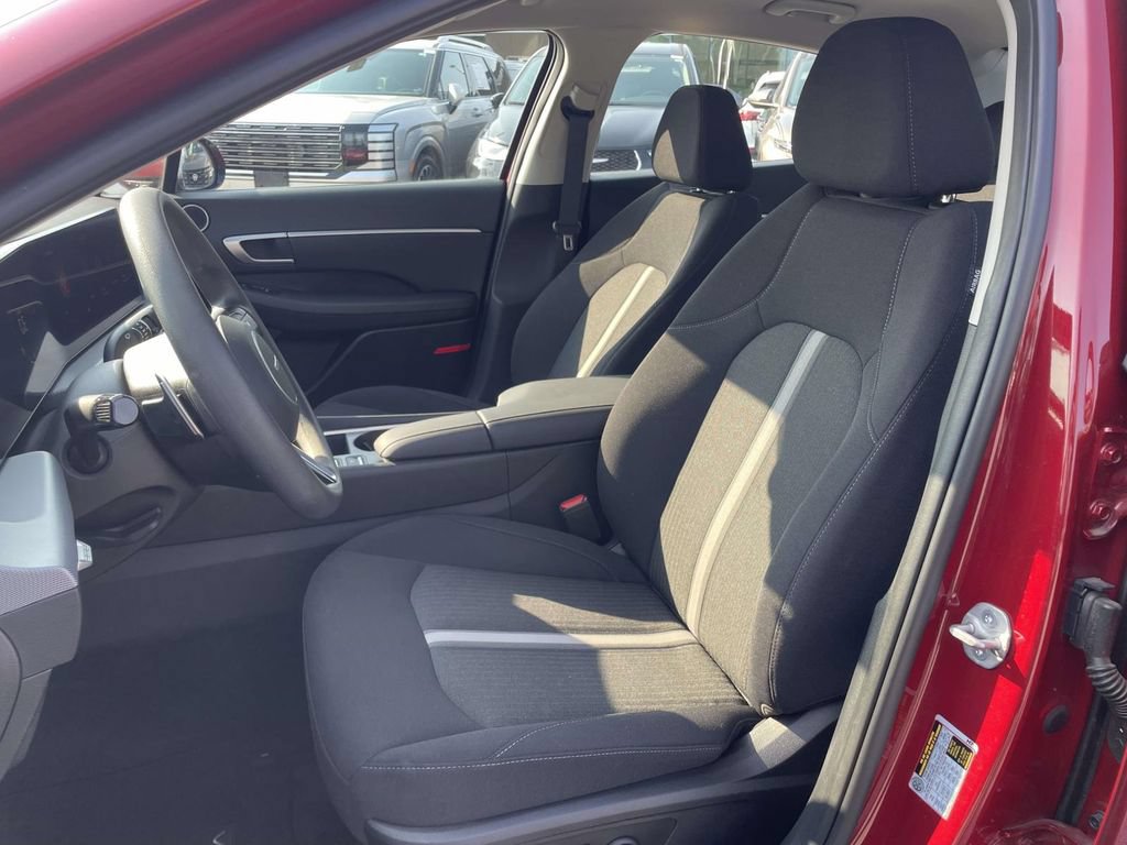 Certified 2024 Hyundai Sonata SEL AWD/4WD image 8