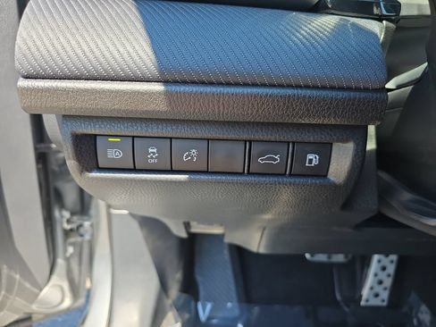 Used 2026 Toyota Camry SE FWD image 27