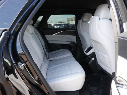 New 2025 Cadillac Lyriq Sport image 24