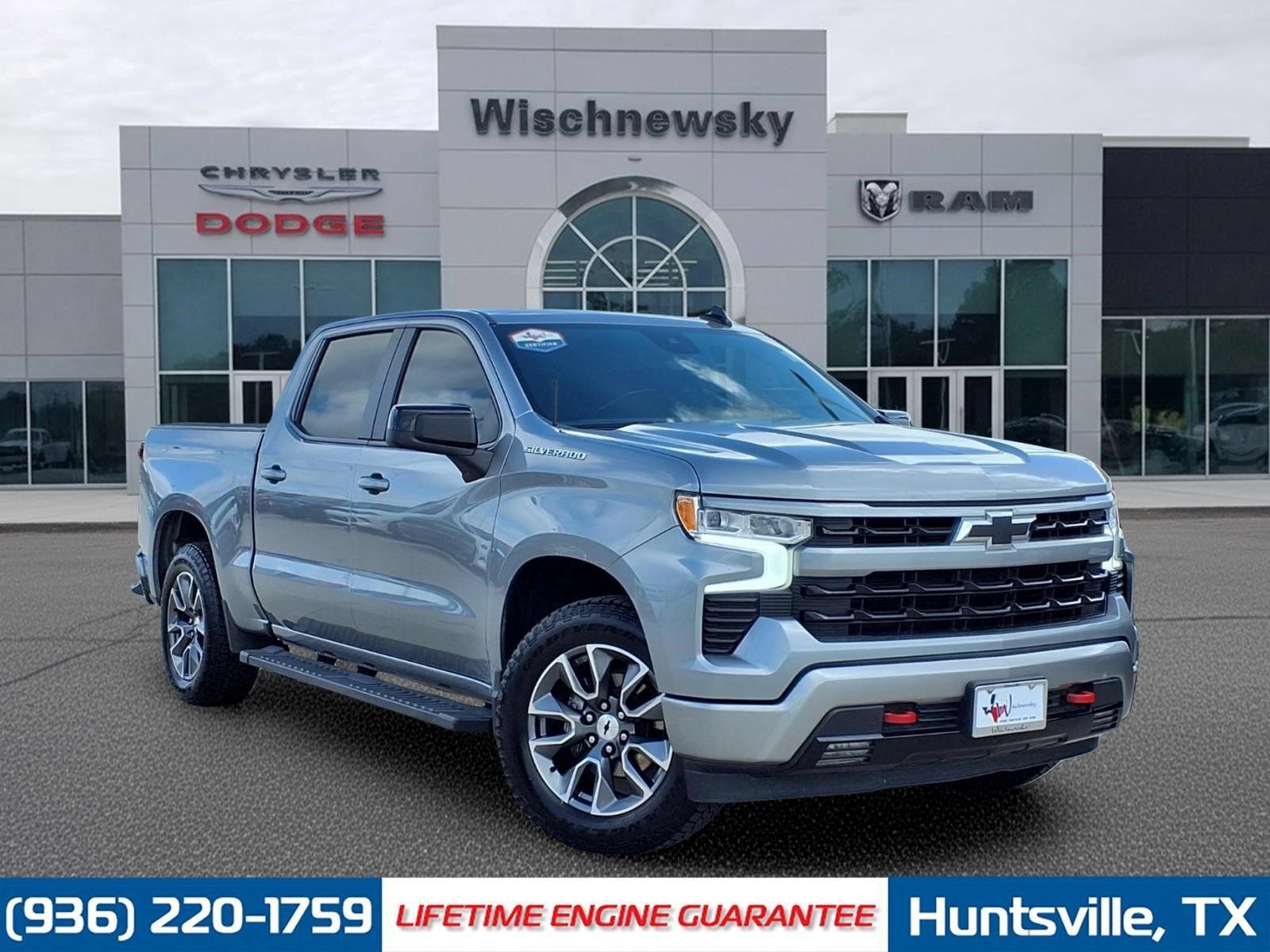 Used 2025 Chevrolet Silverado 1500 RST w/ Convenience Package II AWD/4WD image 1