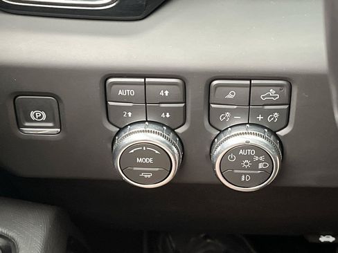 Certified 2026 GMC Sierra 2500 AT4X AWD/4WD image 18