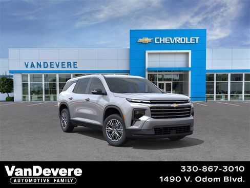 New 2026 Chevrolet Traverse LT w/ Driver Confidence Package image 1