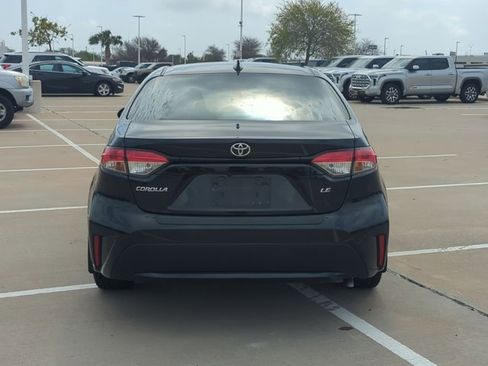 Used 2020 Toyota Corolla LE w/ LE Premium Package image 6