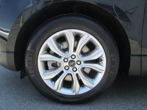 Used 2024 Ford Edge Titanium AWD/4WD image 8