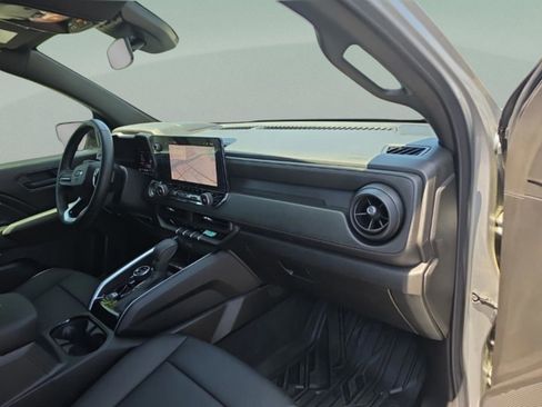 Used 2026 Chevrolet Colorado Trail Boss image 26