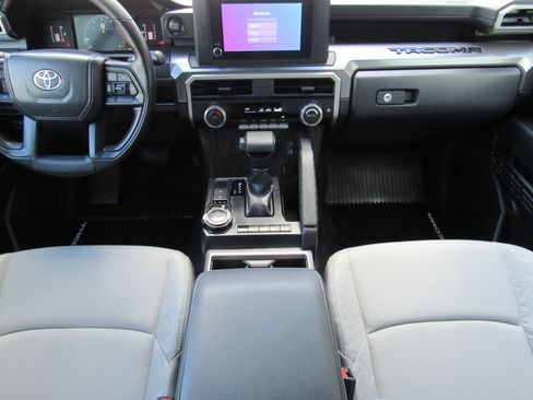 Used 2025 Toyota Tacoma SR5 image 20