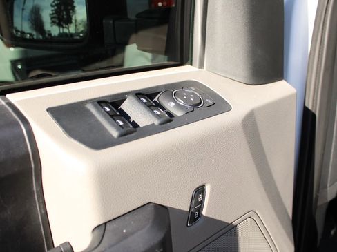 Used 2019 Ford F150 XL w/ XL Power Equipment Group image 18