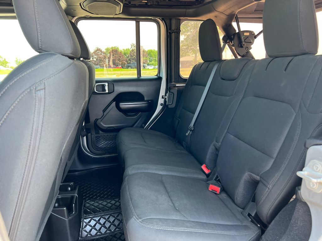 Used 2020 Jeep Wrangler Unlimited Sport S AWD/4WD image 5