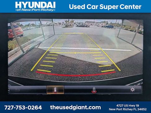Used 2016 Mercedes-Benz C 300 4MATIC Sedan w/ Multimedia Package image 23