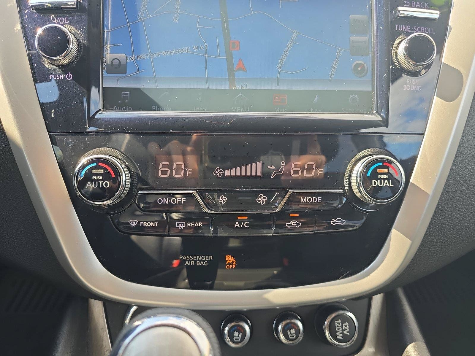 Used 2017 Nissan Murano Platinum w/ Platinum Technology Package FWD image 18
