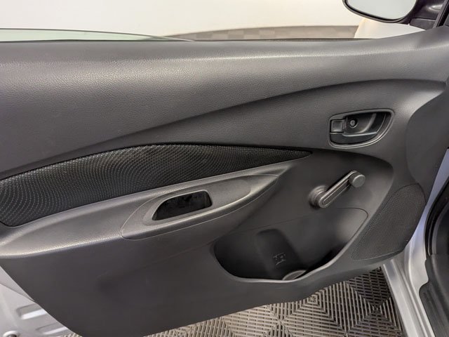 Used 2010 Toyota Yaris Sedan FWD image 14