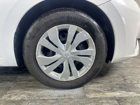 Used 2024 Nissan Versa S image 5