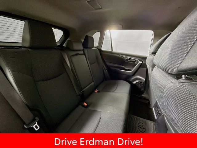 Certified 2025 Toyota RAV4 LE AWD/4WD image 27