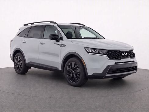 Used 2023 Kia Sorento S w/ Panoramic Sunroof Package AWD/4WD image 2