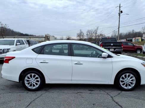 Used 2019 Nissan Sentra SV image 4