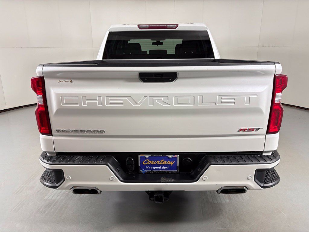 Certified 2022 Chevrolet Silverado 1500 RST AWD/4WD image 8