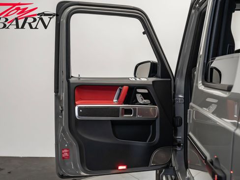 Used 2023 Mercedes-Benz G 550 image 19