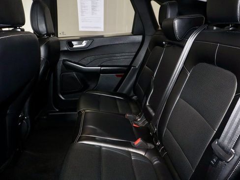 Used 2025 Ford Escape Platinum image 23