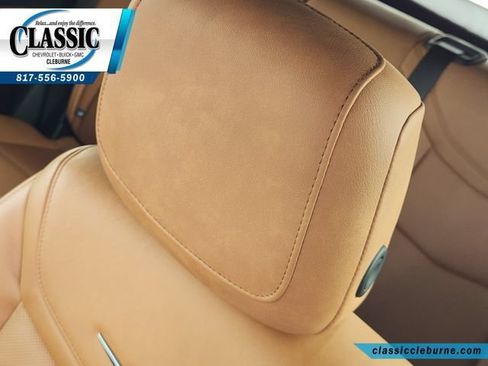 Used 2025 Cadillac XT5 Premium Luxury AWD/4WD image 16