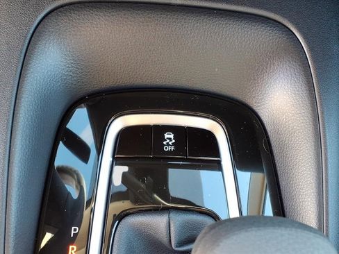 Used 2026 Toyota Corolla LE image 14