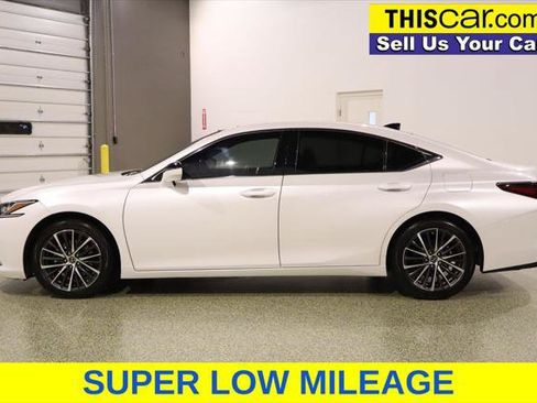 Used 2025 Lexus ES 350 w/ Premium Package FWD image 5