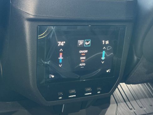 New 2026 GMC Yukon AT4 Ultimate AWD/4WD image 13