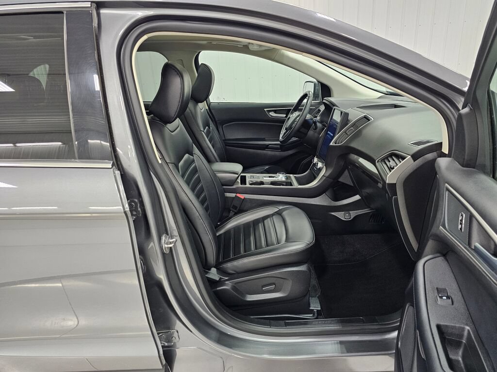 Used 2024 Ford Edge SEL w/ Convenience Package AWD/4WD image 17