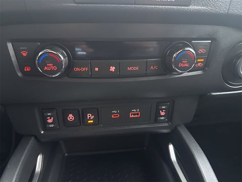Used 2023 Nissan Frontier SV w/ SV Convenience Package image 22