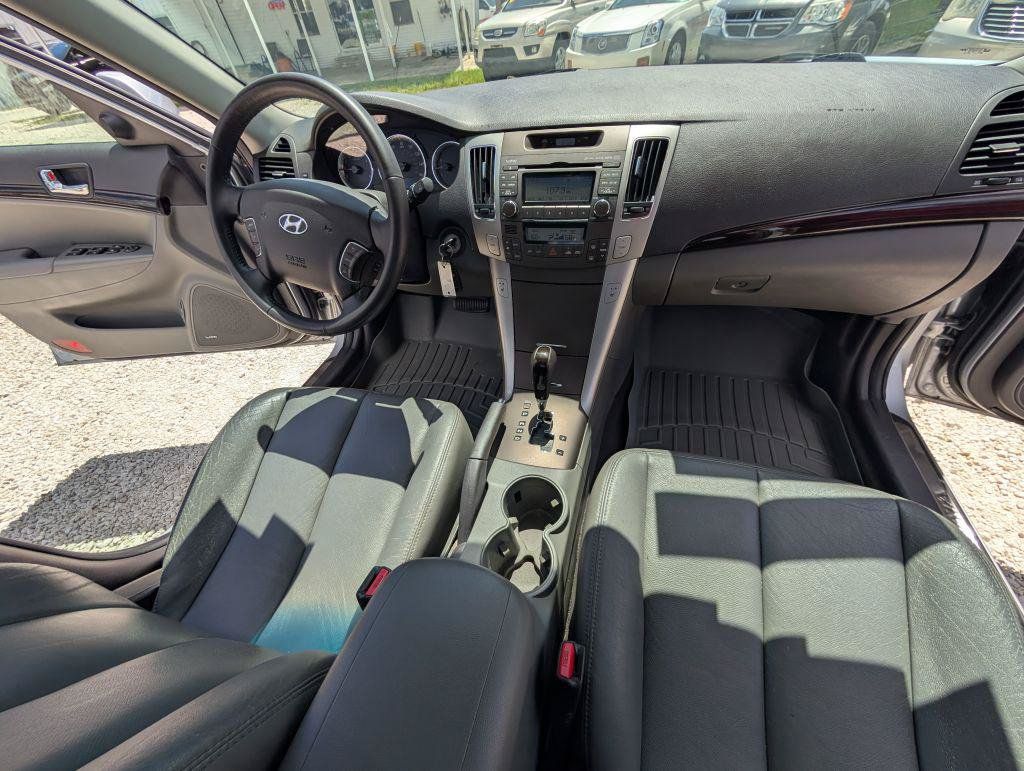 Used 2009 Hyundai Sonata Limited FWD image 14