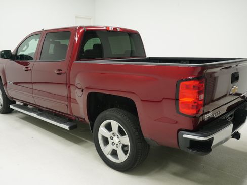 Used 2017 Chevrolet Silverado 1500 LT w/ Texas Edition RWD image 5