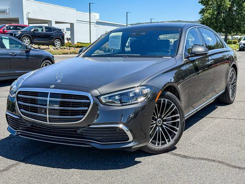 Used 2024 Mercedes-Benz S 580 4MATIC Sedan image 28