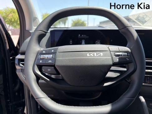 New 2026 Kia Sportage LX FWD image 12