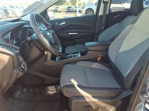 Used 2018 Ford Escape SE image 22